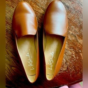 Women’s flats, Brand new without tags